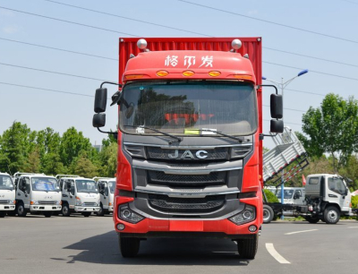 江淮6.8米厢式车报价 六米八货车价格